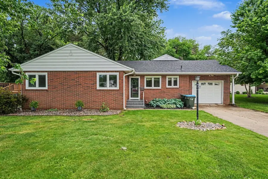 1210 N 9th St, Fort Dodge, IA 50501 - #2