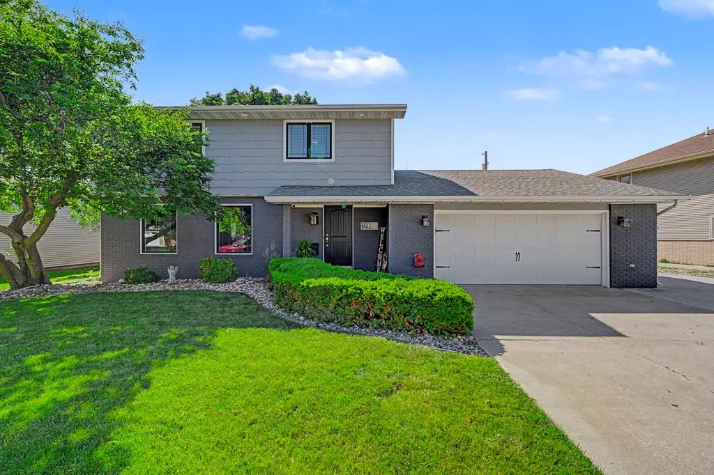 2994 15th Ave Ne, Fort Dodge, IA 50501 - #1