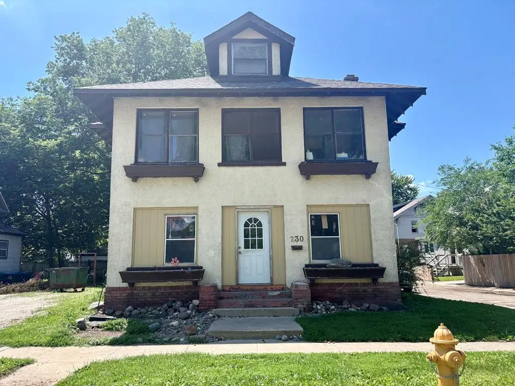 19 Johnson Pl, Fort Dodge, IA 50501 - #1