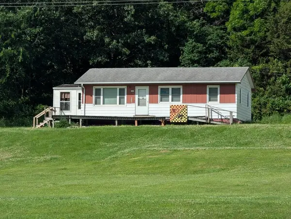 246 Elm Street, Lehigh, IA 50557