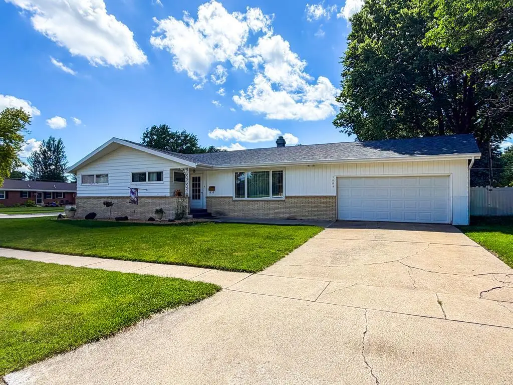 1604 North 11th Street, Fort Dodge, IA 50501 - #1