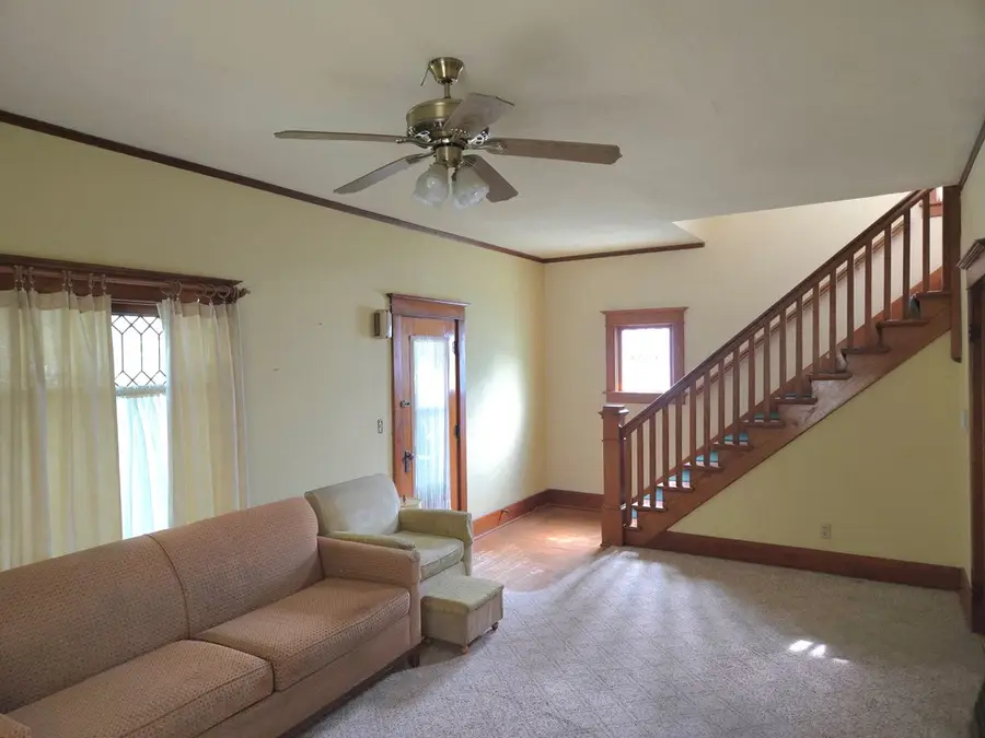 729 Pleasant Street, Rockwell City, IA 50579 - #3