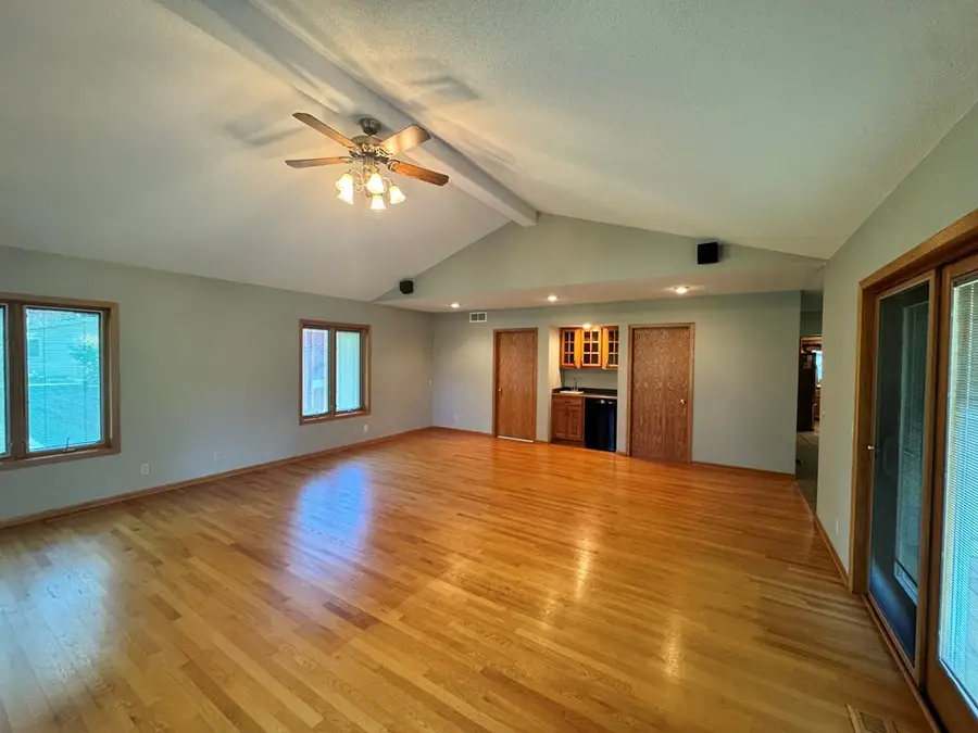 1628 N 23rd St, Fort Dodge, IA 50501 - #3