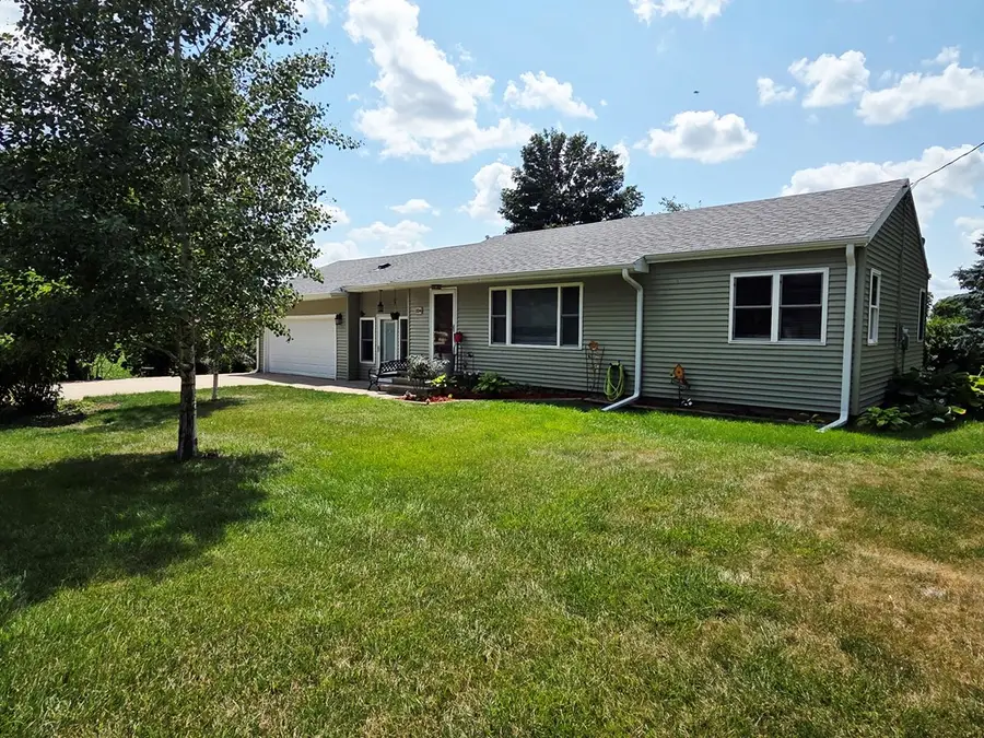 334 2nd St Se, Badger, IA 50516 - #2