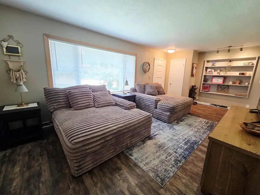 334 2nd St Se, Badger, IA 50516 - #3