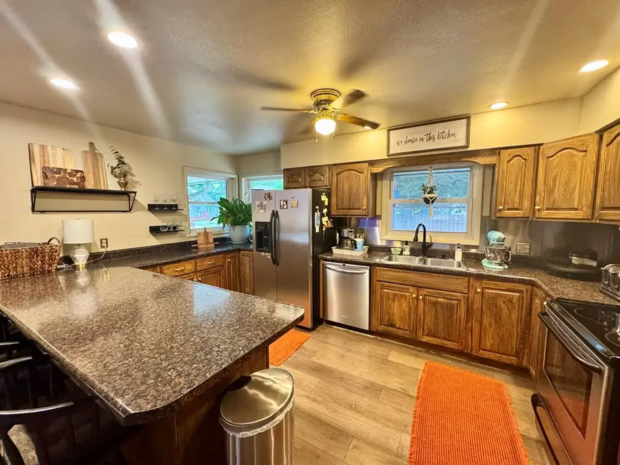 1104 8th Ave, Manson, IA 50563 - #3