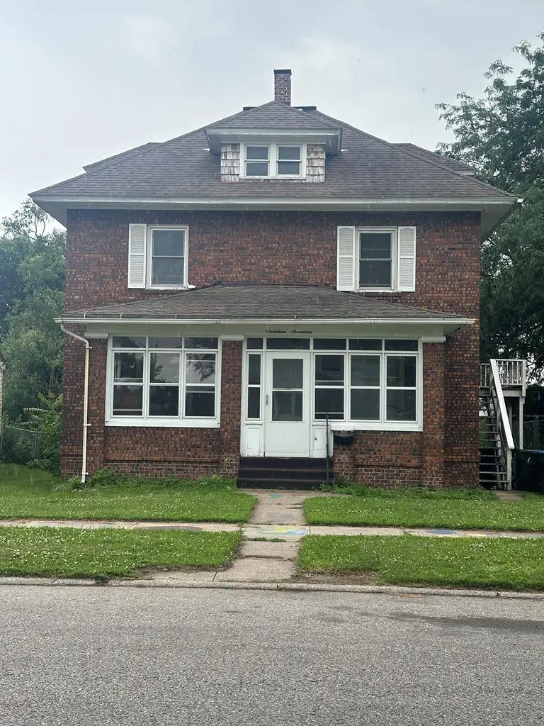 1717 3rd Ave S, Fort Dodge, IA 50501 - #1