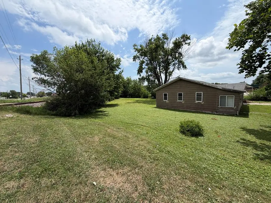 805 South 25th Street, Fort Dodge, IA 50501 - #2