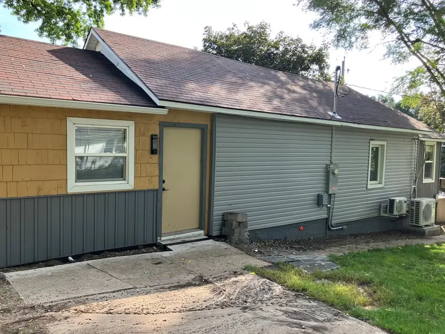 440 2nd St Nw, Fort Dodge, IA 50501 - #2