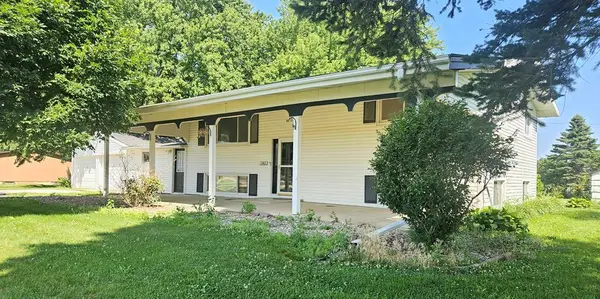 140 Pierce St, Barnum, IA 50518