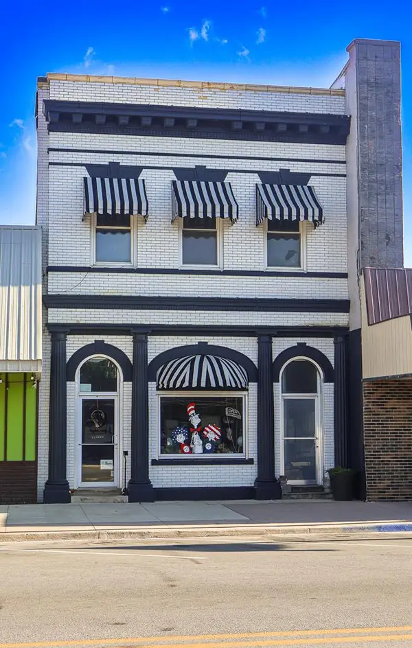 605 Sumner Ave, Humboldt, IA 50548