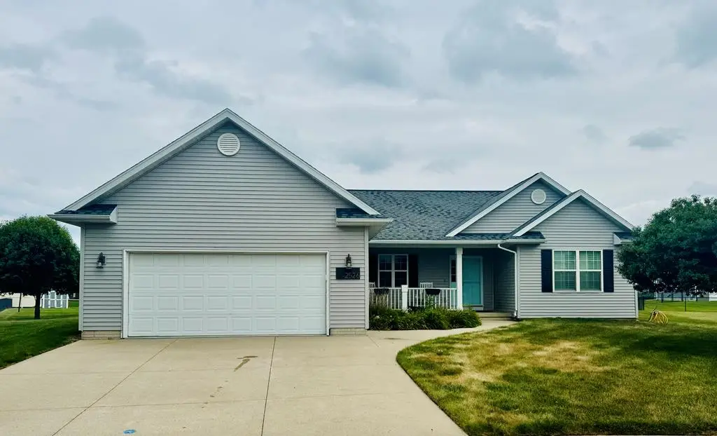2526 Hickory Circle, Fort Dodge, IA 50501 - #1