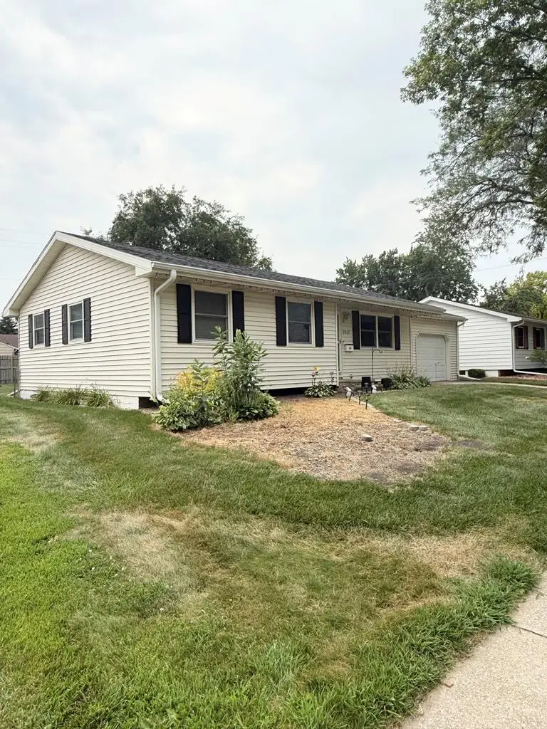 2727 20th Ave. No., Fort Dodge, IA 50501 - #2