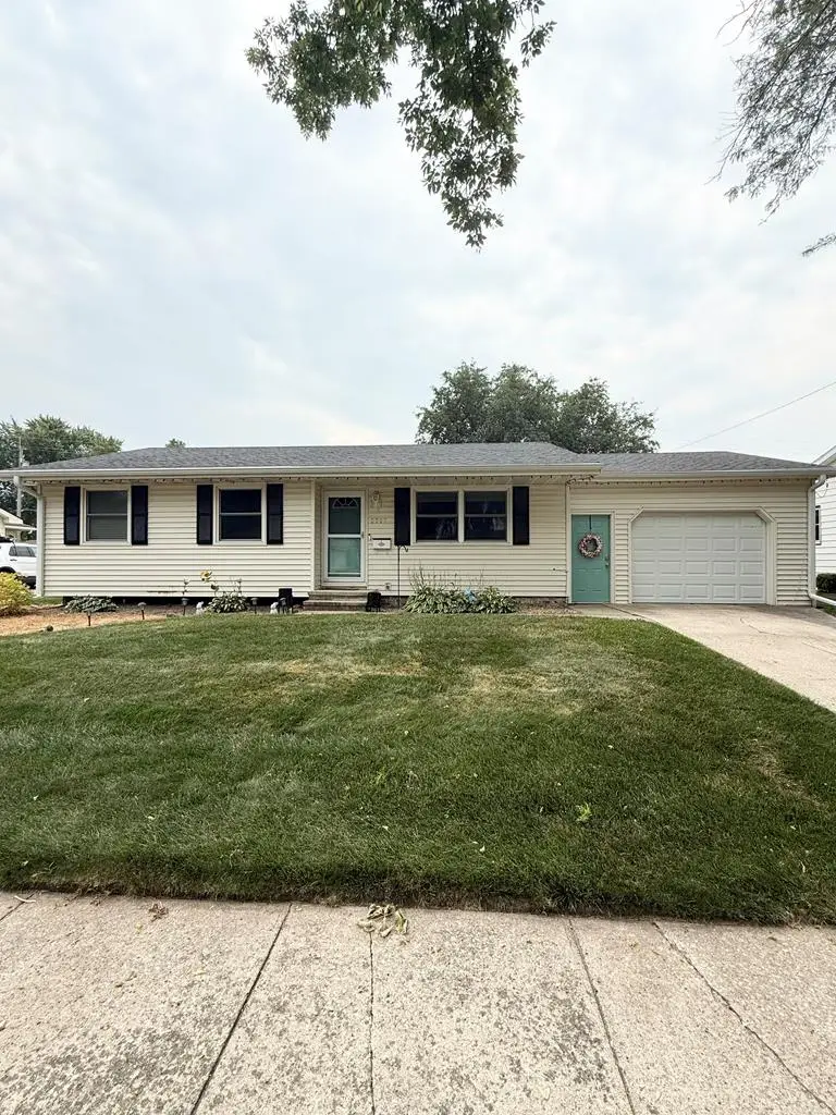 2727 20th Ave. No., Fort Dodge, IA 50501 - #3