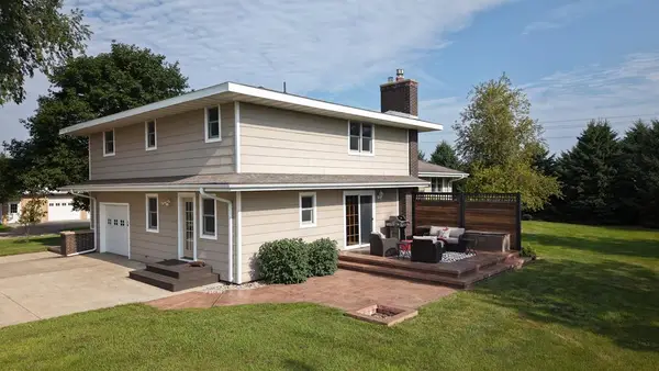 2516 380th Street, Dayton, IA 50530