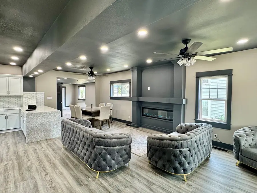 1117 S 18th St, Fort Dodge, IA 50501 - #2