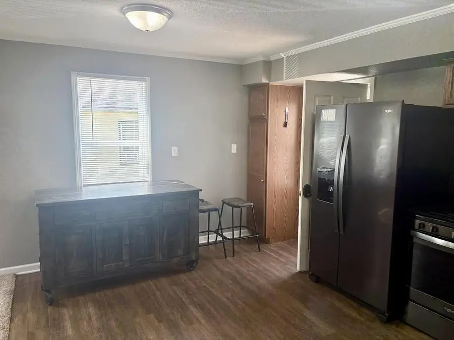 636 Riverside St Nw, Fort Dodge, IA 50501 - #2