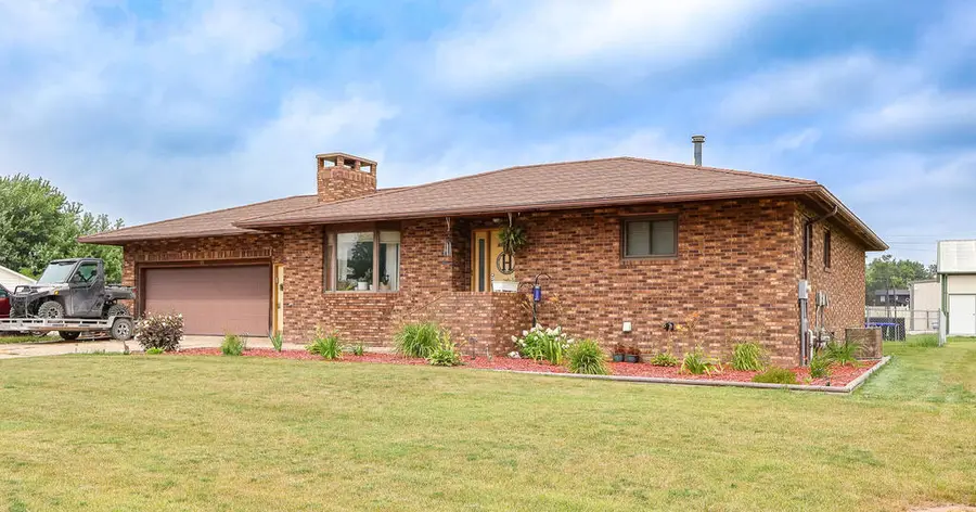 701 Ne 1st Street, Eagle Grove, IA 50533 - #3