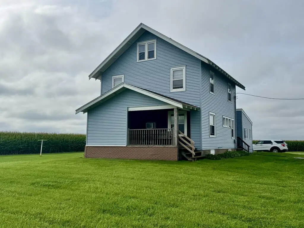 3040 190th St, Duncombe, IA 50532 - #1