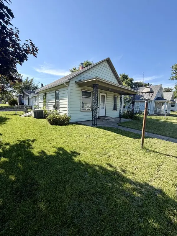 1122 S 25th St, Fort Dodge, IA 50501