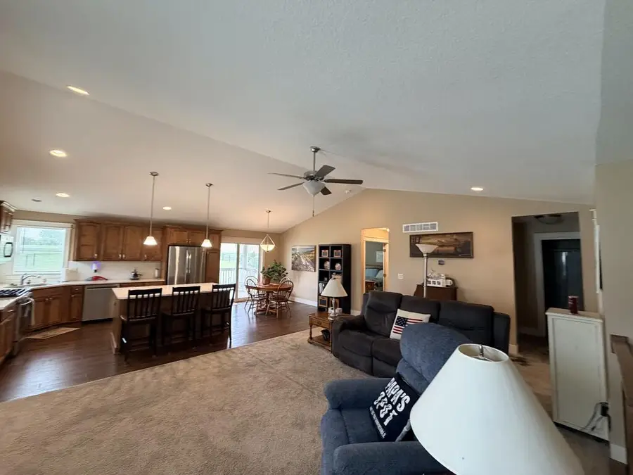 2209 Williams Dr, Fort Dodge, IA 50501 - #3