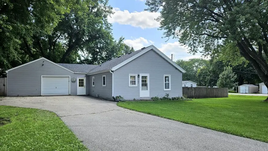 3103 10th Ave S, Fort Dodge, IA 50501 - #2