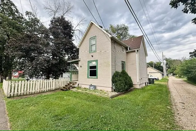 249 7th Ave N, Fort Dodge, IA 50501 - #1