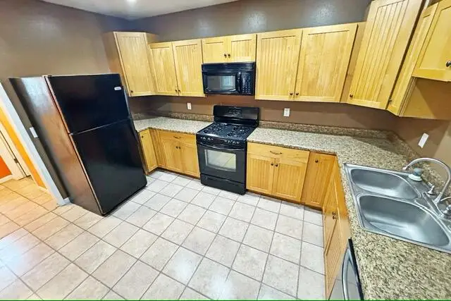 249 7th Ave N, Fort Dodge, IA 50501 - #3