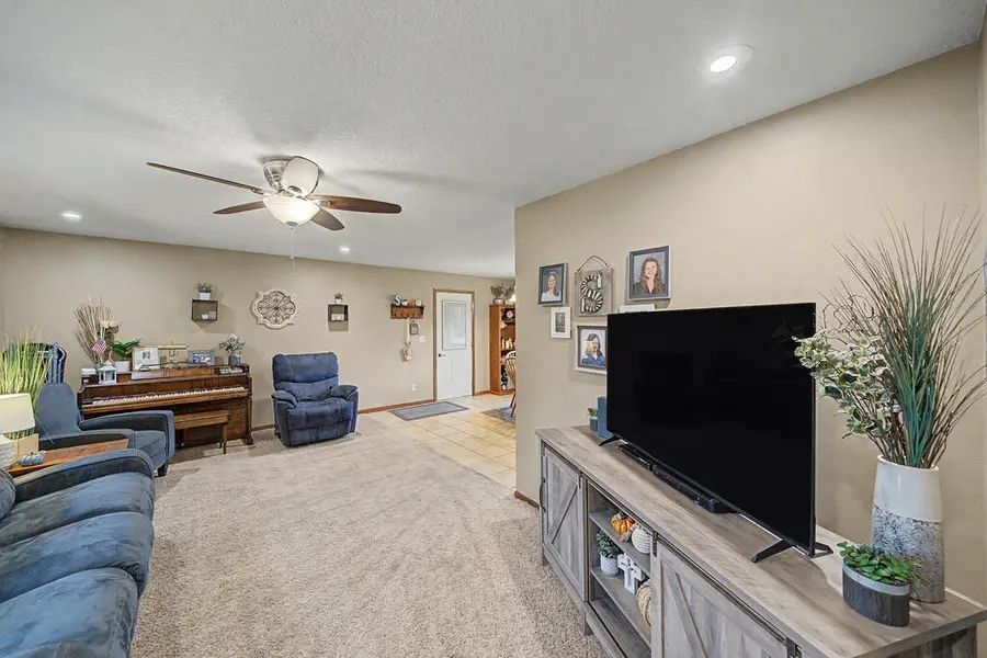 2225 Lakewood Trail, Fort Dodge, IA 50501 - #3