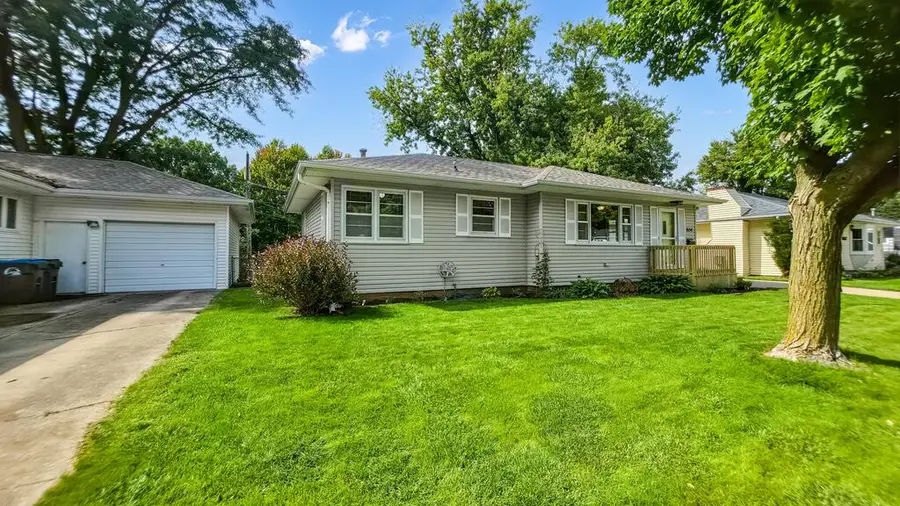 1654 N 25th St, Fort Dodge, IA 50501 - #3