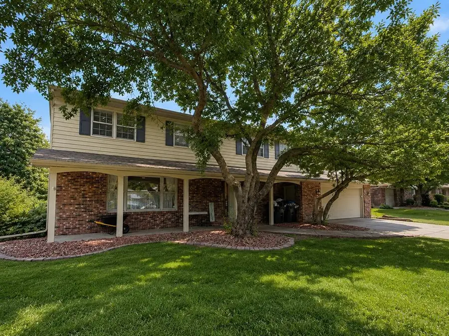 1717 N 11th St, Fort Dodge, IA 50501 - #2