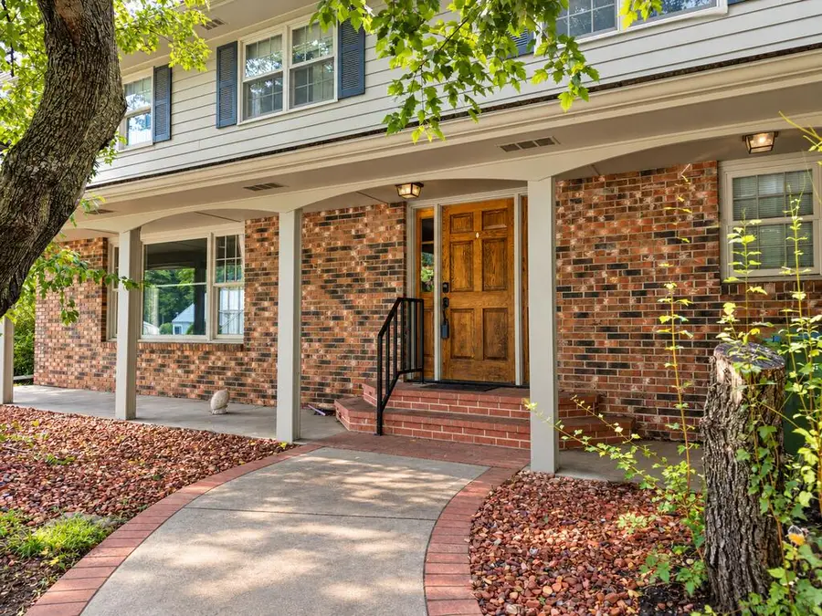 1717 N 11th St, Fort Dodge, IA 50501 - #3