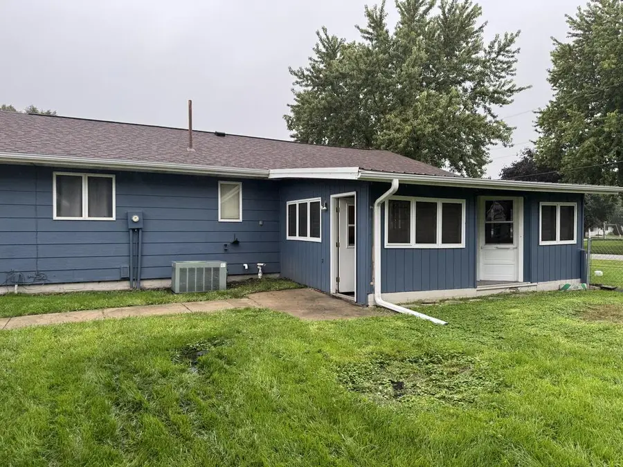 1206 12th Ave, Manson, IA 50563 - #2