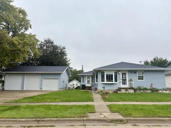 2216 Highland Park Ave, Fort Dodge, IA 50501