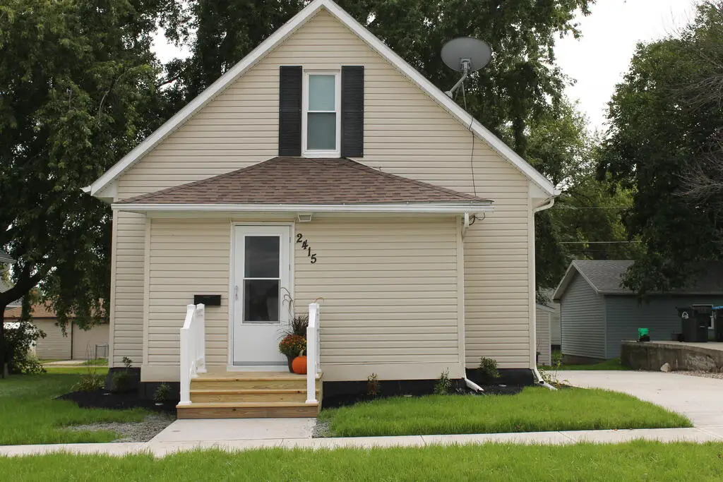 2415 8th Ave So, Fort Dodge, IA 50501 - #1