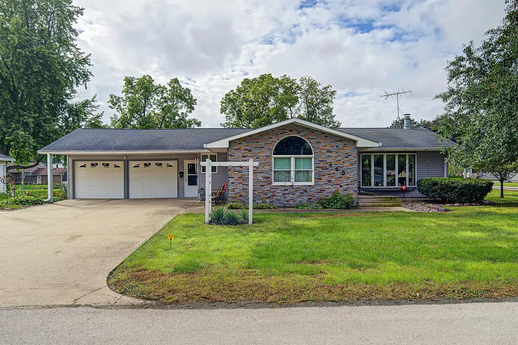 445 Niebel Street, Farnhamville, IA 50538 - #1