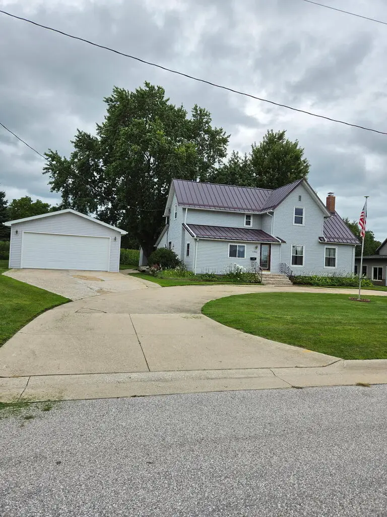 1701 Main, Gowrie, IA 50543 - #1