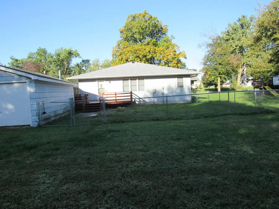 306 1st St Nw, Dayton, IA 50530 - #3