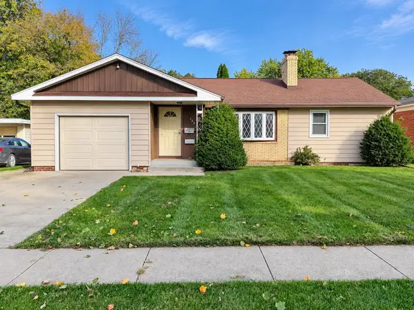 1227 North 24th Place, Fort Dodge, IA 50501