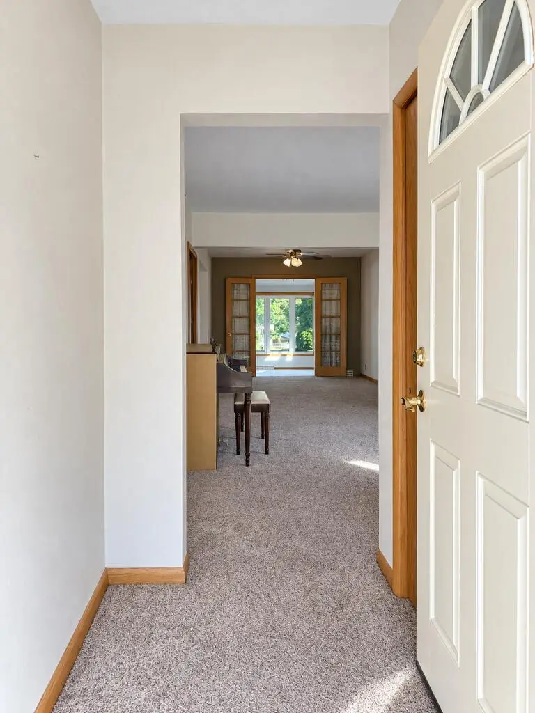 1227 North 24th Place, Fort Dodge, IA 50501 - #3