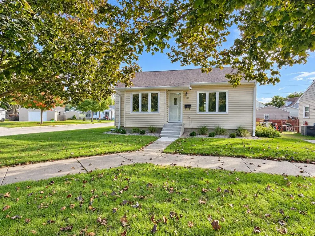 1345 Oleson Park Avenue, Fort Dodge, IA 50501 - #1