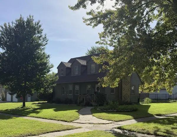 705 Richmond St, Rockwell City, IA 50579