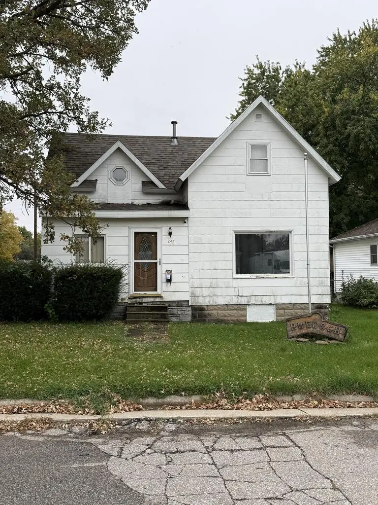 245 Ave D, Fort Dodge, IA 50501 - #1