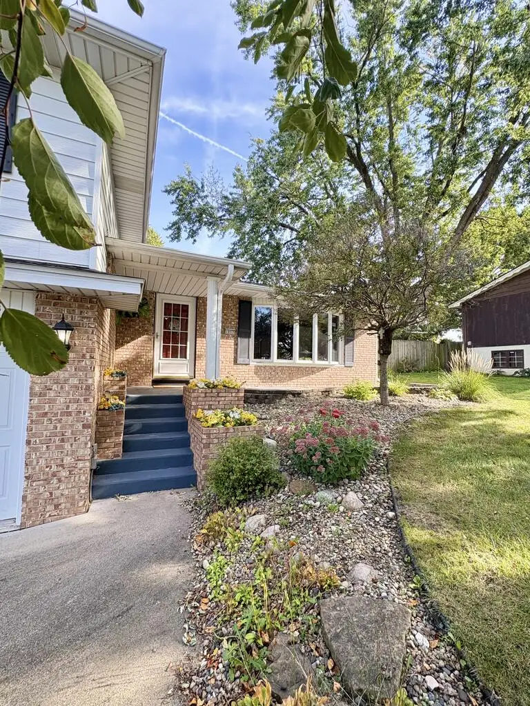 1057 North 31st Place, Fort Dodge, IA 50501 - #2