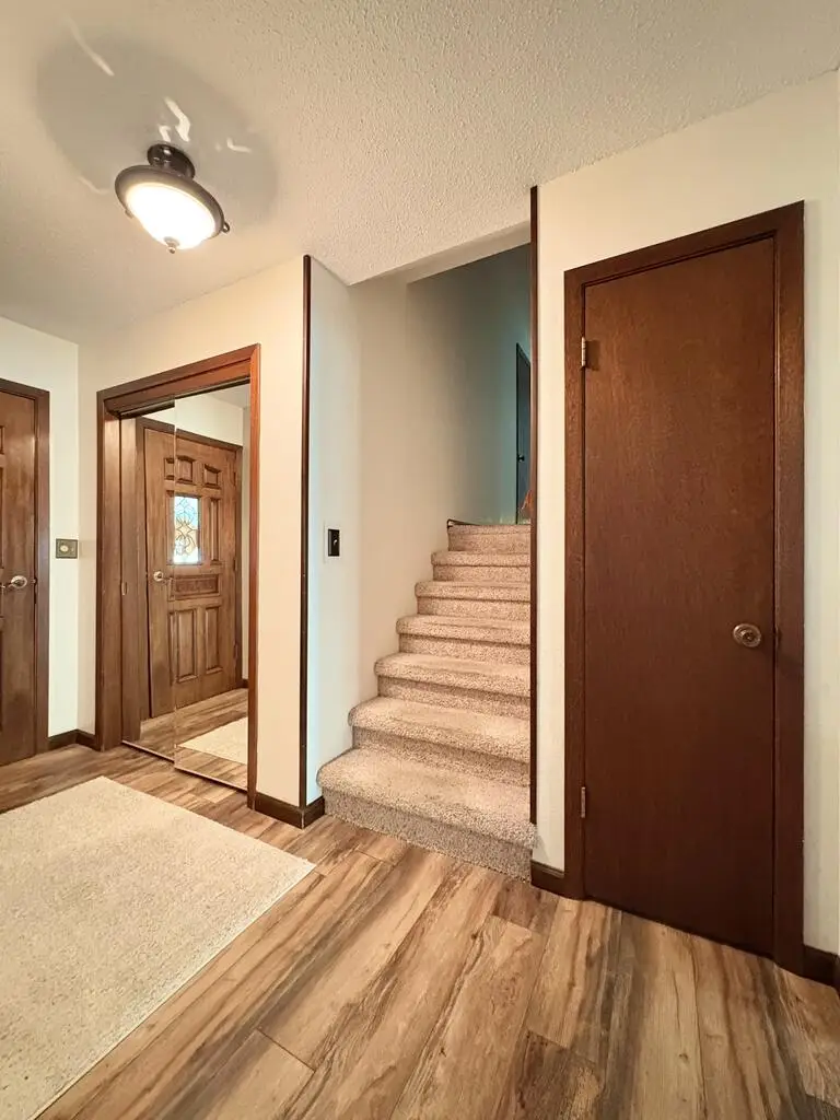 1057 North 31st Place, Fort Dodge, IA 50501 - #3