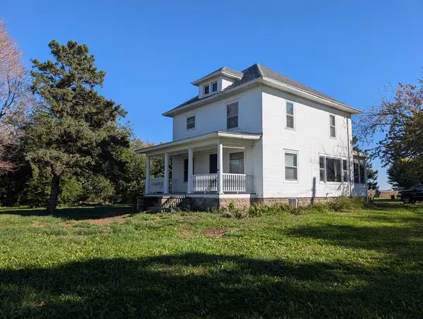 1574 Lincoln Ave, Humboldt, IA 50548