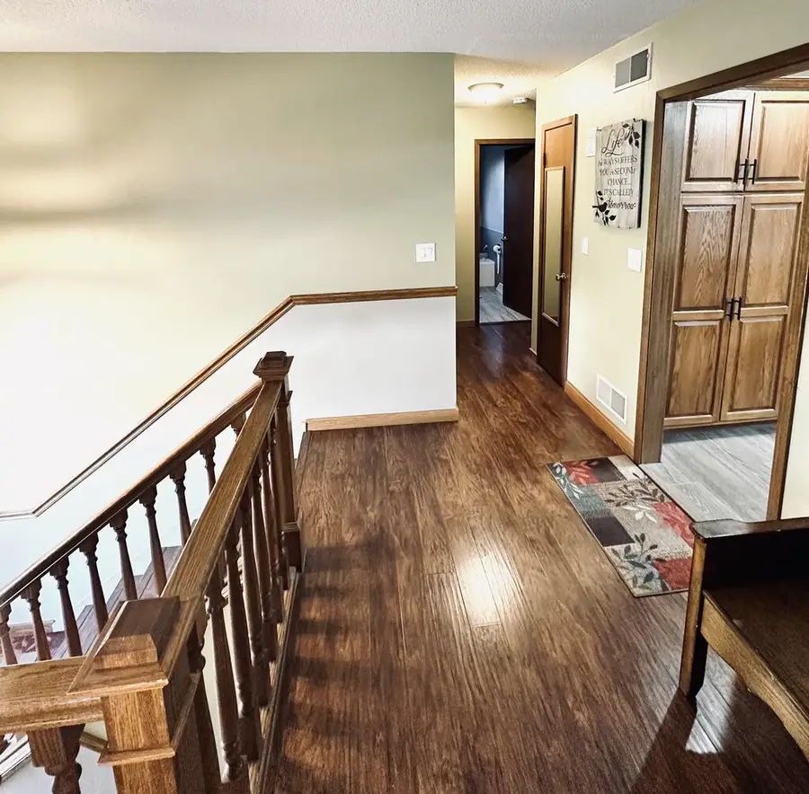 1639 N 30th St, Fort Dodge, IA 50501 - #3