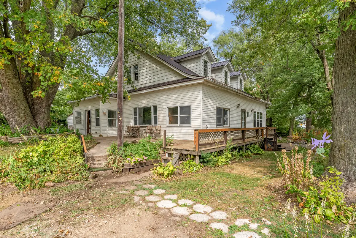 2143 Madison St, Muscatine, IA 52761 - #1