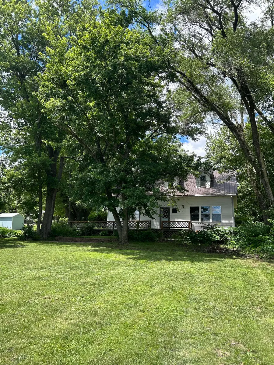 2143 Madison St, Muscatine, IA 52761 - #2