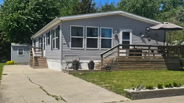 109 S Vine, Wilton, IA 52778